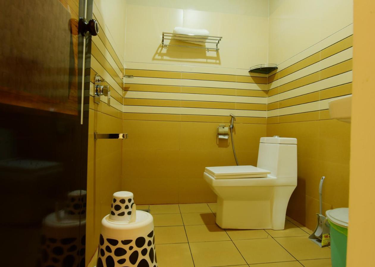 Annus Homestay Ramakkalmedu Exteriör bild